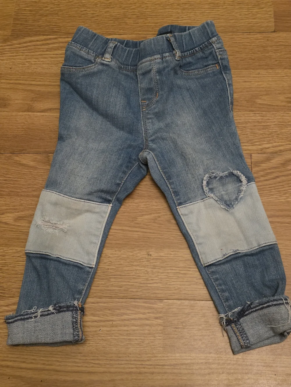 GAP Girls 3T Two-Tone Blue Denim Jeans with Heart Patch